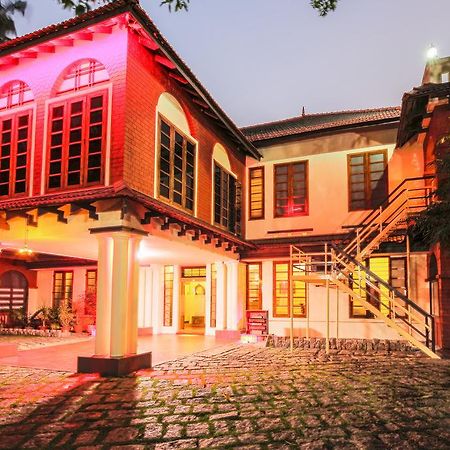The Royal Heritage Hotel And Ayurvedic Center Thiruvananthapuram Bagian luar foto