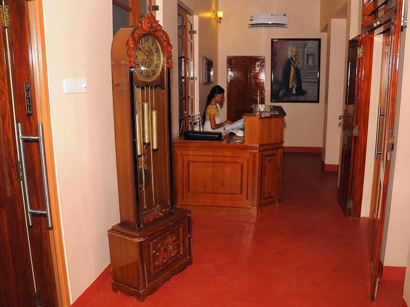 The Royal Heritage Hotel And Ayurvedic Center Thiruvananthapuram Bagian luar foto