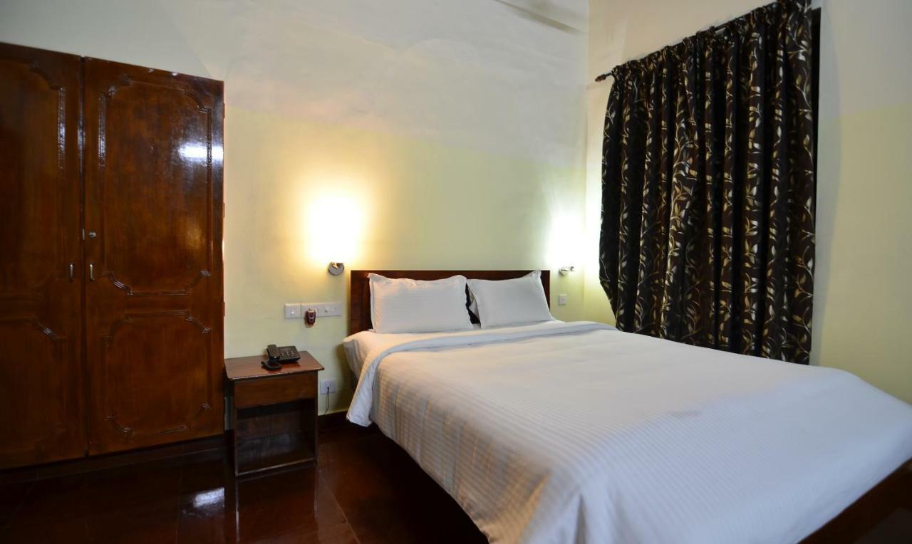 The Royal Heritage Hotel And Ayurvedic Center Thiruvananthapuram Bagian luar foto
